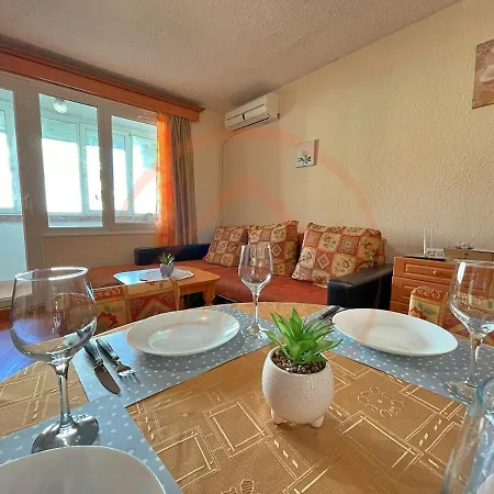 Cozy Near Sea Garden Apartmán Varna